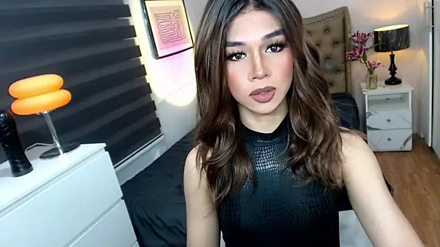 Snapshot of solana_imani chatting on 10.16.25 solana imani online show from 10.16.25