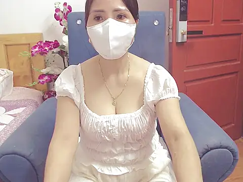 ruby 8x online show from 09.17.25