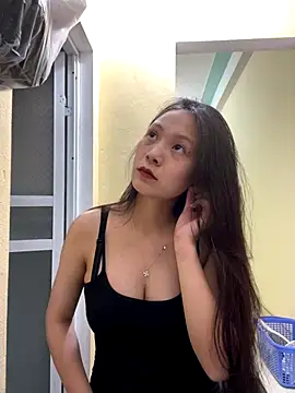 Aghenh online show from 10.15.25