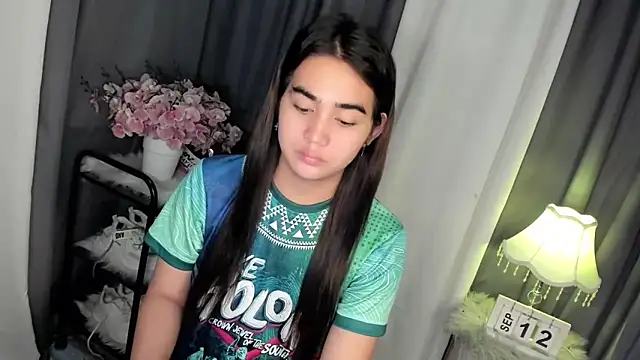 Snapshot of Alovelydoll_nica chatting on 09.12.25 Alovelydoll nica online show from 09.12.25