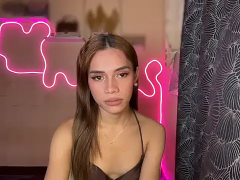 Snapshot of Lovelynikki03 chatting on 09.28.25 Lovelynikki03 online show from 09.28.25