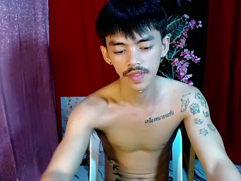 urhunky boy online show from 06.30.26