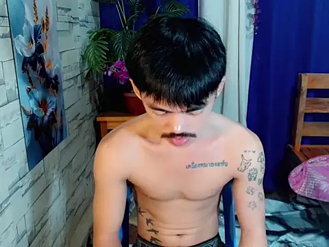 urhunky boy online show from 07.18.26