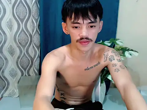 urhunky boy online show from 08.01.26
