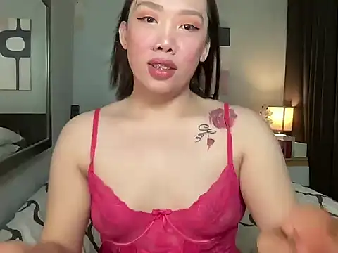 Snapshot of Hotseductivests chatting on 01.15.26 Hotseductivests online show from 01.15.26