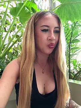 asraifae online show from 10.28.25