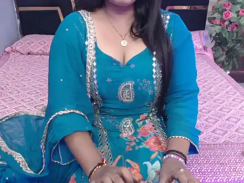 Snapshot of yours-ishika chatting on 10.21.25 yours-ishika online show from 10.21.25