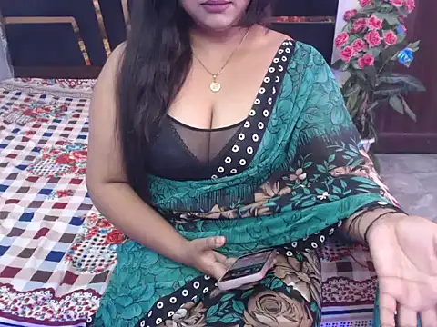 Snapshot of yours-ishika chatting on 11.21.25 yours-ishika online show from 11.21.25