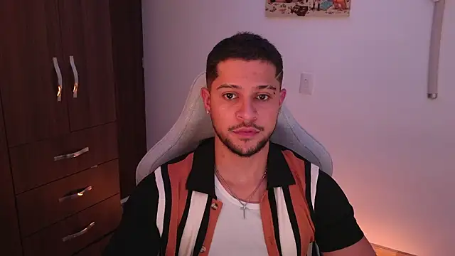 domsantiago  online show from 02.16.26