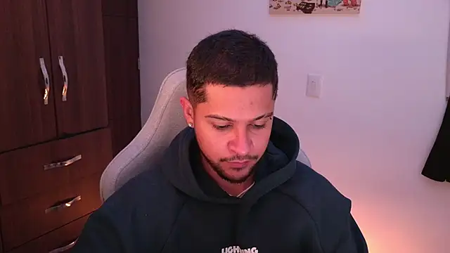 domsantiago  online show from 02.17.26