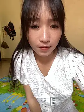 Snapshot of oneyou_400 chatting on 09.15.25 oneyou 400 online show from 09.15.25