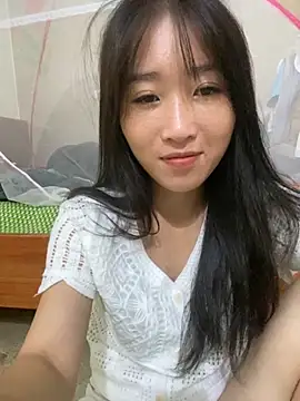 Snapshot of oneyou_400 chatting on 09.15.25 oneyou 400 online show from 09.15.25