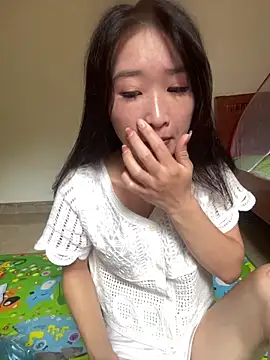 Snapshot of oneyou_400 chatting on 09.21.25 oneyou 400 online show from 09.21.25