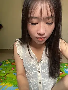 Snapshot of oneyou_400 chatting on 09.27.25 oneyou 400 online show from 09.27.25