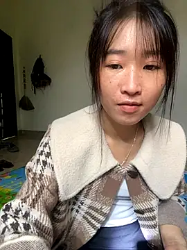 Snapshot of oneyou_400 chatting on 11.02.25 oneyou 400 online show from 11.02.25