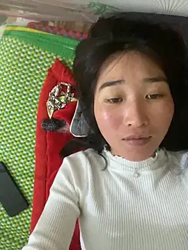 Snapshot of oneyou_400 chatting on 11.10.25 oneyou 400 online show from 11.10.25