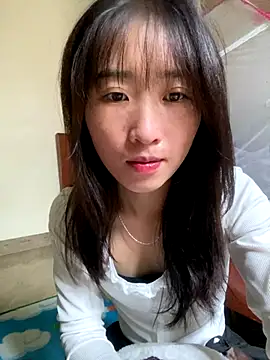 Snapshot of oneyou_400 chatting on 11.20.25 oneyou 400 online show from 11.20.25