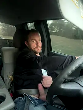 Snapshot of Bar_110221 chatting on 12.16.25 Bar 110221 online show from 12.16.25