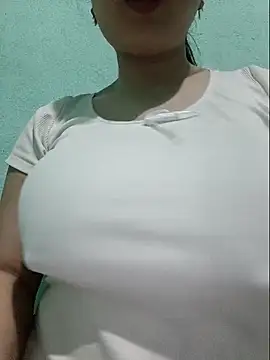 Shiny Babe online show from 05.08.26