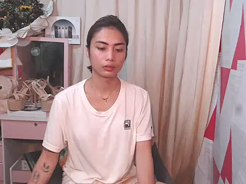 miss-miya online show from 11.14.25