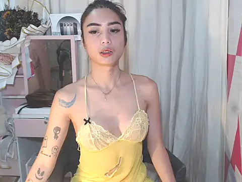 miss-miya online show from 11.26.25