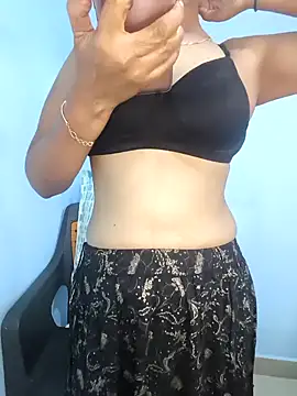 mahidarling0606 online show from 12.15.25