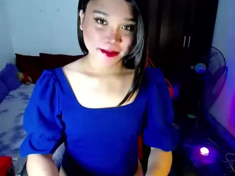 Urassiansweetcummer online show from 07.07.26