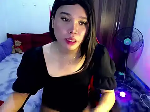 Urassiansweetcummer online show from 07.13.26
