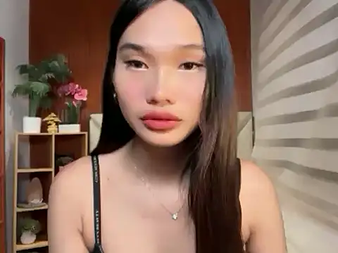 Snapshot of universal_slutt chatting on 07.23.26 universal slutt online show from 07.23.26