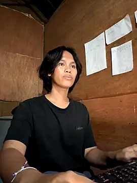 Snapshot of My_sweet_ladyboy chatting on 10.02.25 My sweet ladyboy online show from 10.02.25