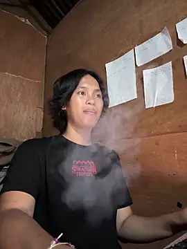 Snapshot of My_sweet_ladyboy chatting on 10.13.25 My sweet ladyboy online show from 10.13.25