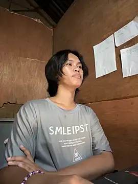 Snapshot of My_sweet_ladyboy chatting on 10.15.25 My sweet ladyboy online show from 10.15.25