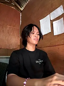 Snapshot of My_sweet_ladyboy chatting on 10.20.25 My sweet ladyboy online show from 10.20.25