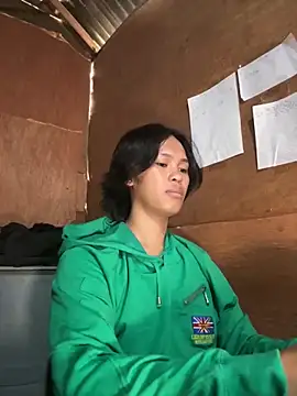 Snapshot of My_sweet_ladyboy chatting on 10.22.25 My sweet ladyboy online show from 10.22.25