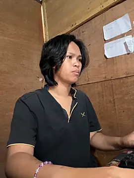 Snapshot of My_sweet_ladyboy chatting on 11.13.25 My sweet ladyboy online show from 11.13.25