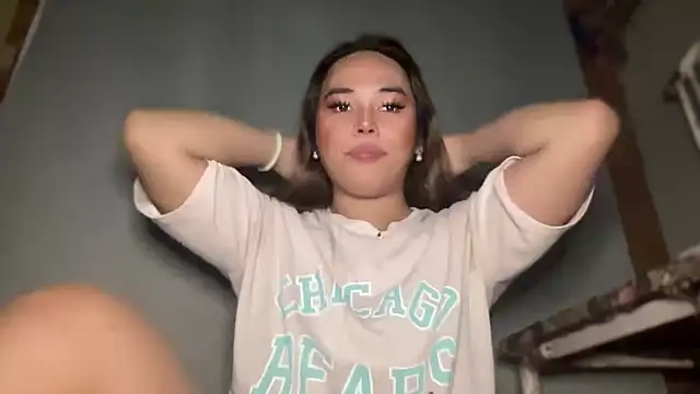 Snapshot of goddessofalltime chatting on 12.19.25 goddessofalltime online show from 12.19.25