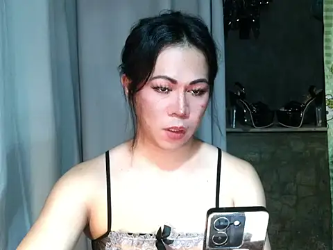 Snapshot of _Carmilla chatting on 03.15.26 Carmilla online show from 03.15.26