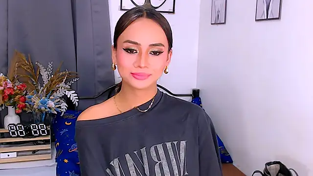 Zialustts online show from 02.25.26