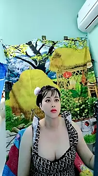 Snapshot of emgaixinhngoan chatting on 12.18.25 emgaixinhngoan online show from 12.18.25