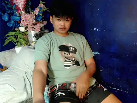 Reynelcock online show from 12.21.25