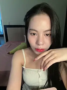 Snapshot of -katinat- chatting on 02.14.26 -katinat- online show from 02.14.26