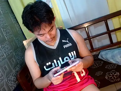 urguy toshi online show from 11.19.25