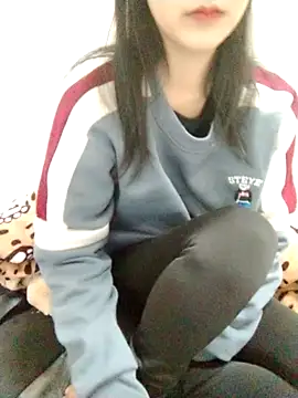 Kembong01 online show from 12.18.25