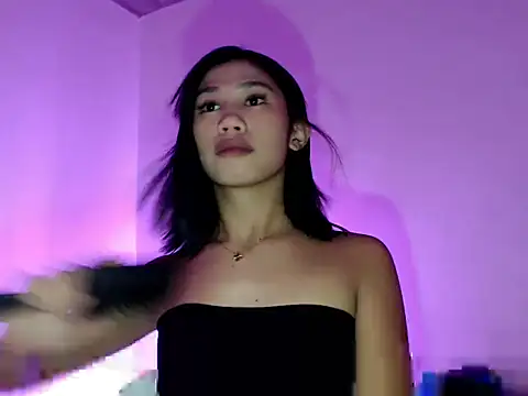 Snapshot of Maxine_Sucks chatting on 10.15.25 Maxine Sucks online show from 10.15.25