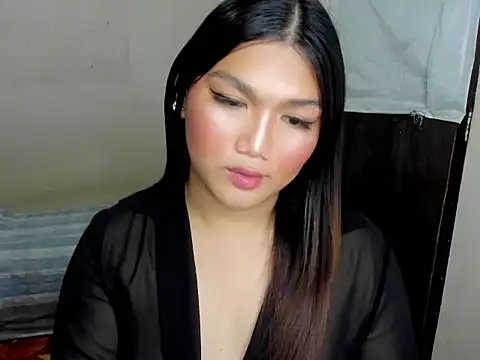 Lou heart online show from 10.22.25