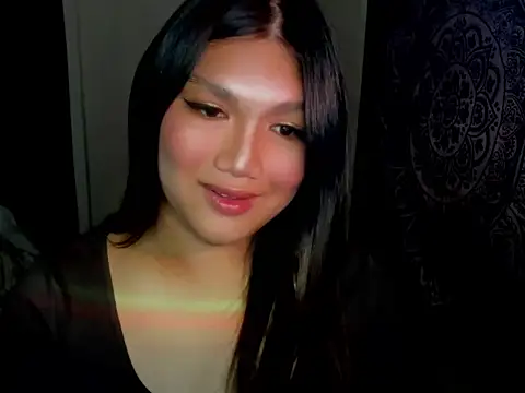 Lou heart online show from 12.05.25