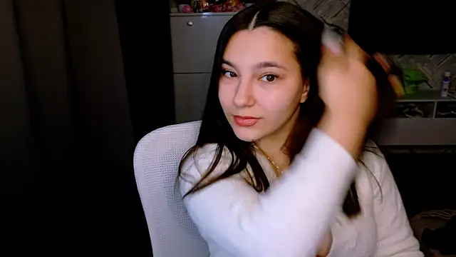 Arianna Grend online show from 12.15.25