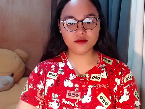  Lylia online show from 11.16.25