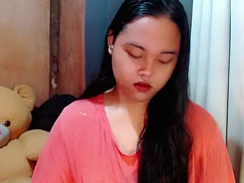  Lylia online show from 11.29.25