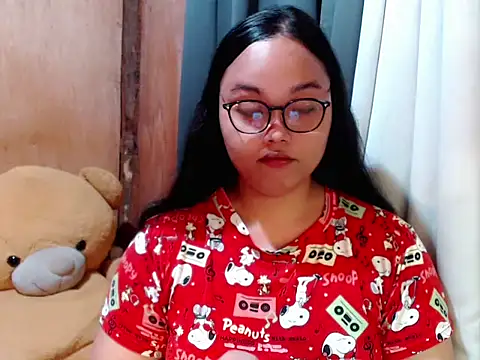  Lylia online show from 02.04.26